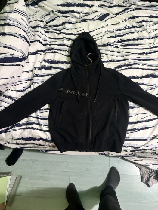 Продавам дрехи на лида