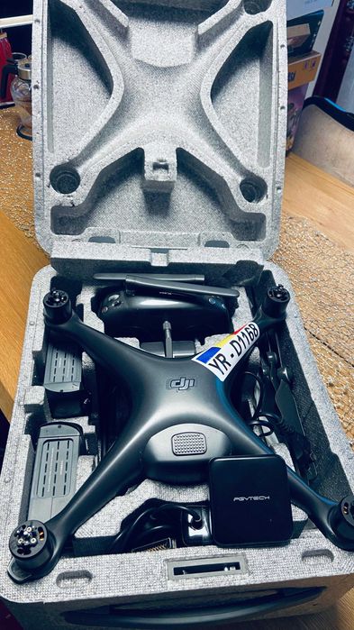 Super pachet!!! DJI Phantom 4 PRO Obsidian Edition