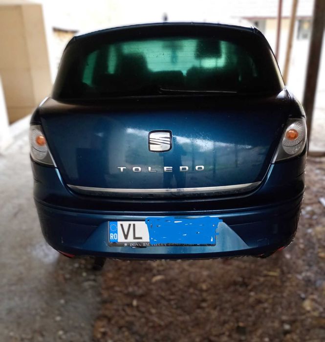 Vand SEAT Toledo 2006, benzina - defect (pt reparatii sau dezmembrare)