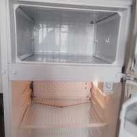 Холодильник на запчасти отдам за 30000
