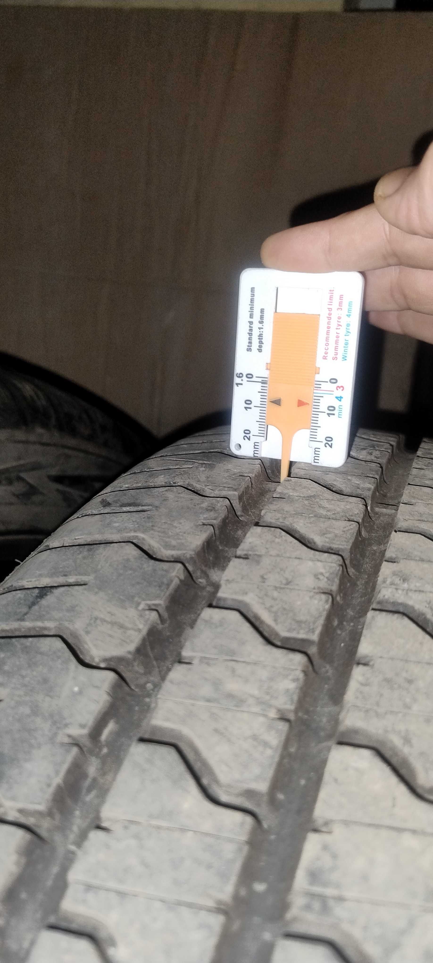 Нова Гума Goodyear Гудиър 275/45/20 8+мм грайфер