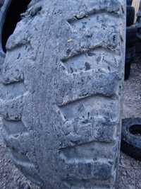 Anvelopă Bobcat 10-16.5 marca Michelin