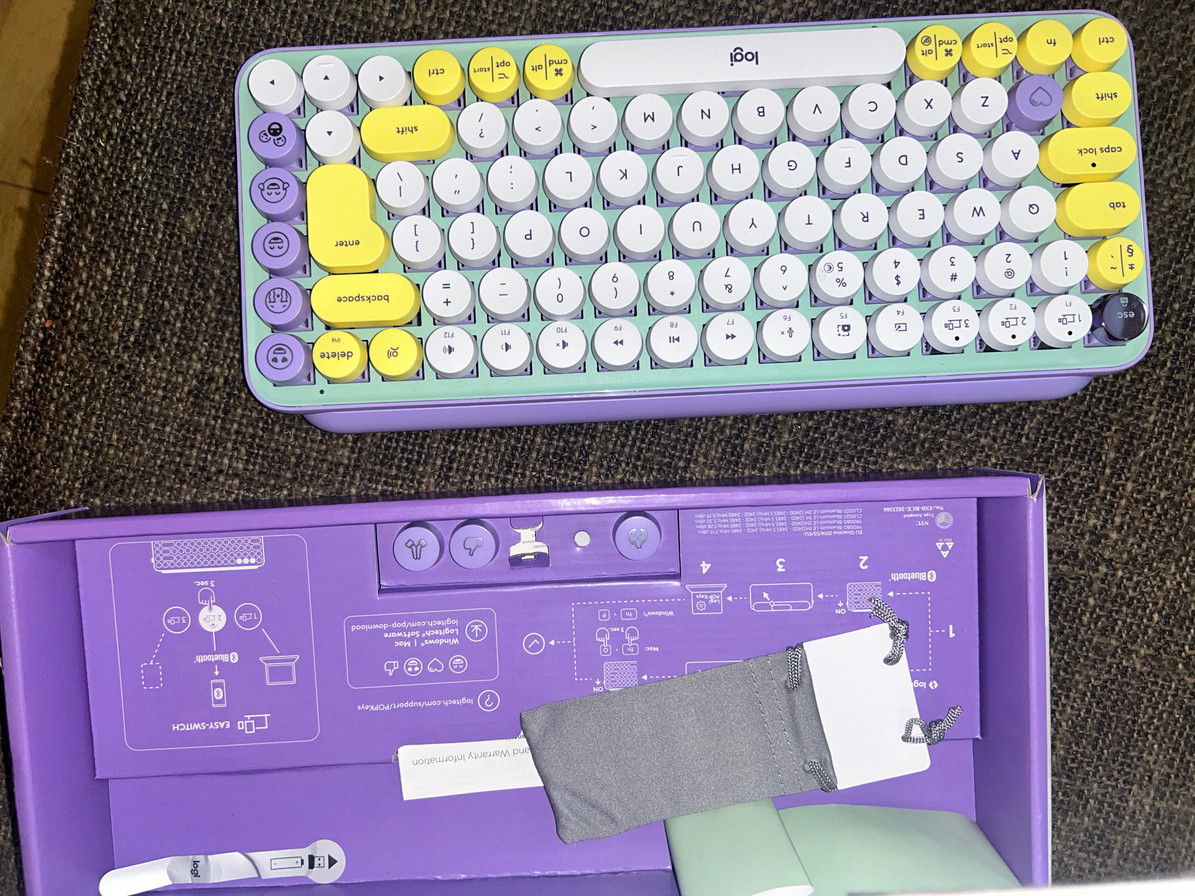 Продавам клавиатура Logitech