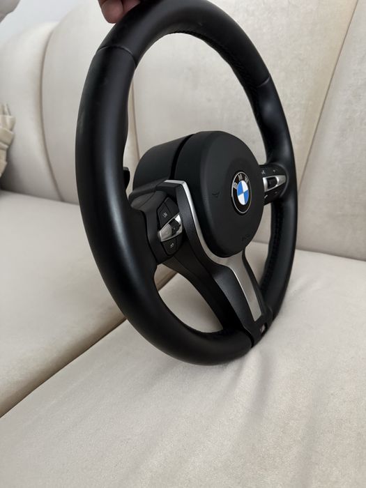 Volan M BMW cu padele