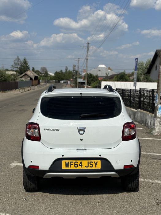 Dezmembrez dacia sandero stepway