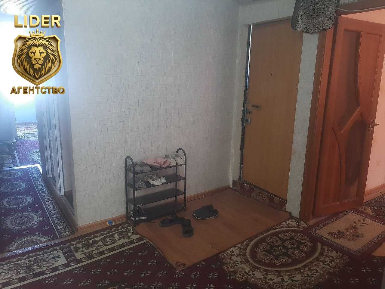 Продается 4х комнатная квартира ор-р: 5 Микр Сомий цена 64.000$