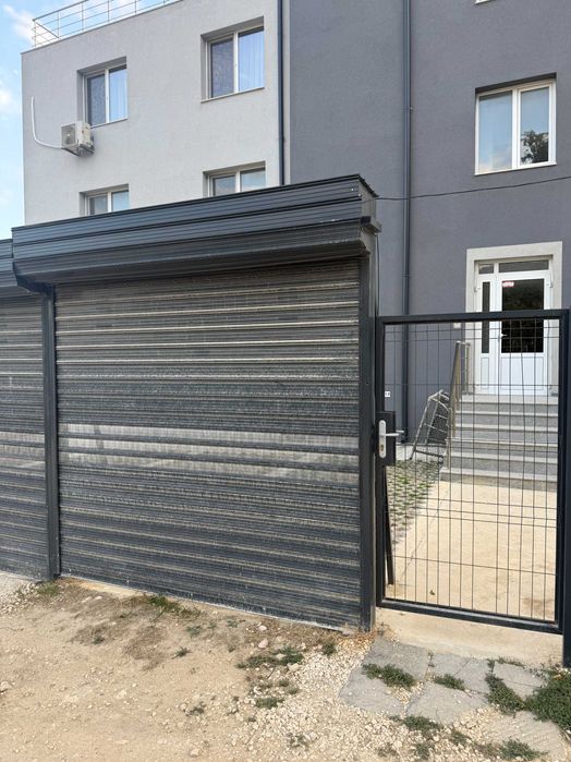 Апартамент с двор и паркомясто - под наем директно от собственик