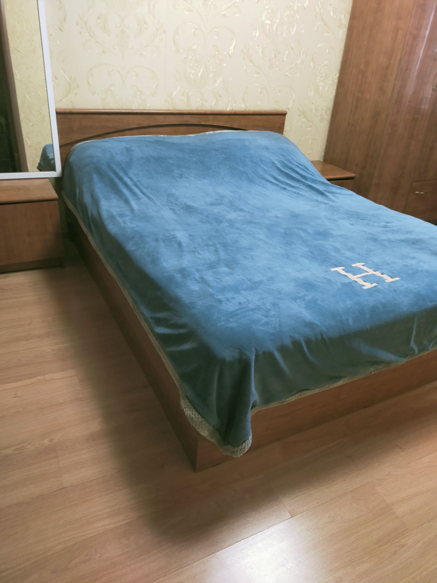 Кровать в спальню Шатура