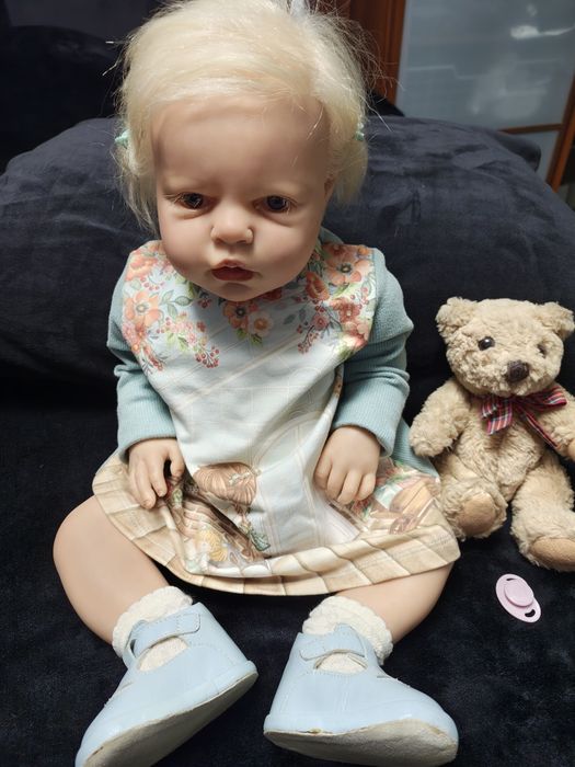 Păpușa de colecție Reborn Reva - vinyl, pictata manual