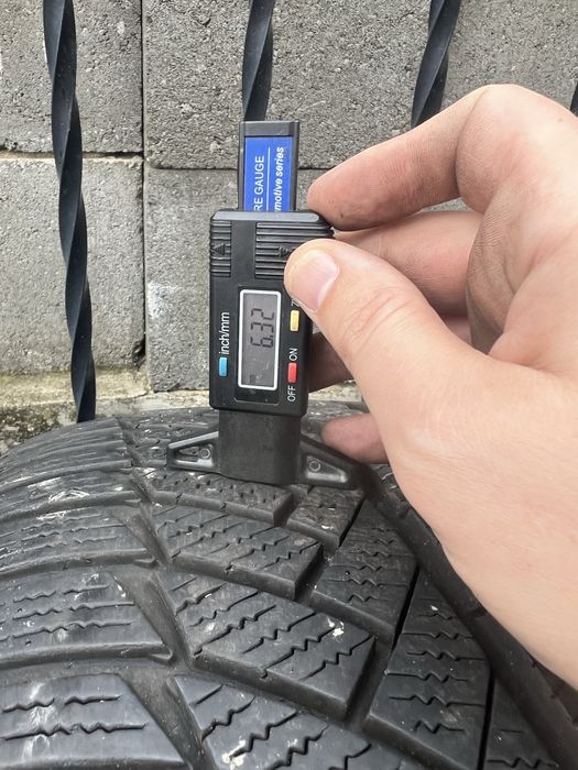 Cauciucuri m+s 245/45/18 Continental