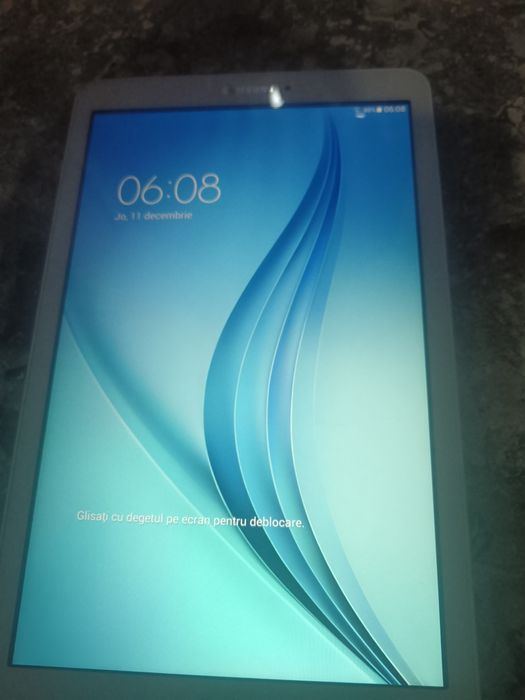 Vând tabletă Samsung