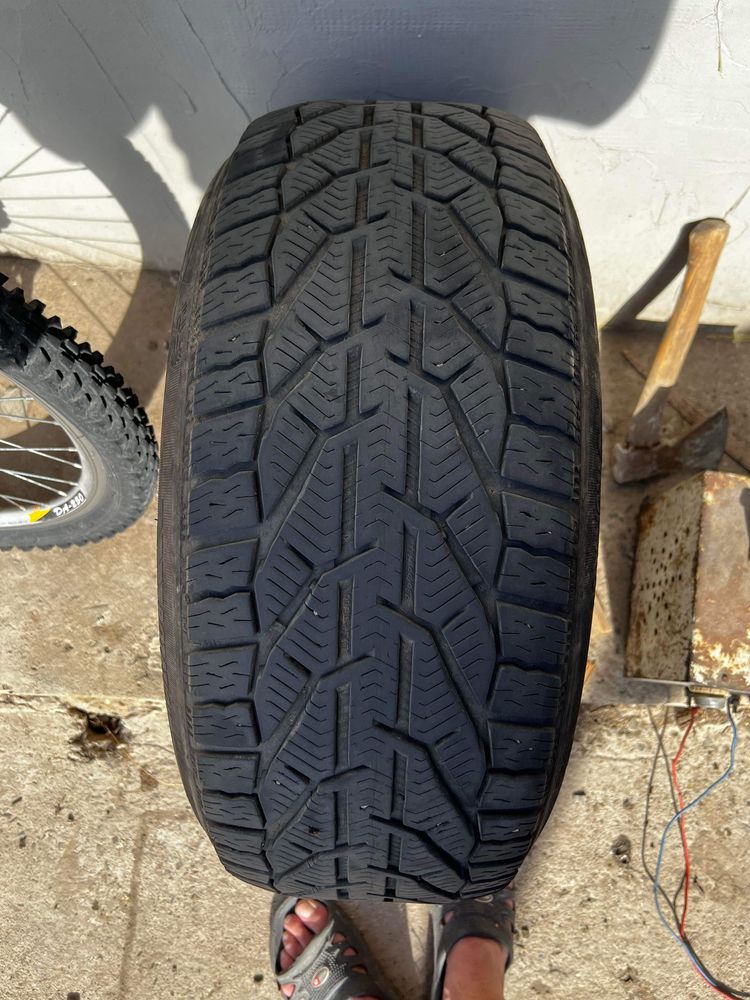 Anvelope Kormoran 235/55 R17 M+S