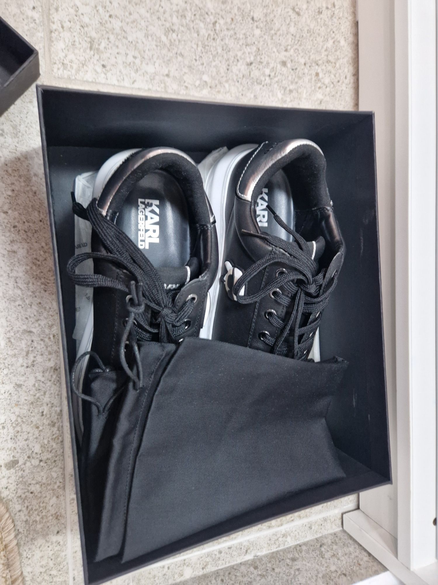 Vand adidași Karl lagerfeld