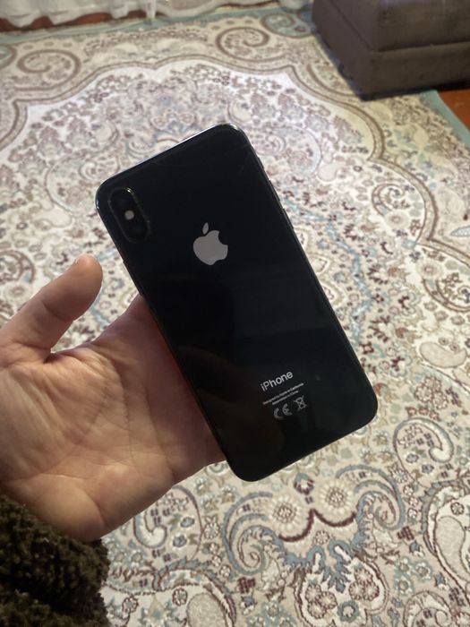 Продам айфон X  срочно