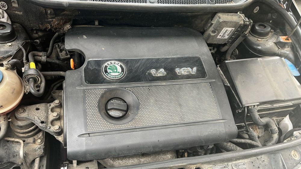 Vând Skoda Fabia