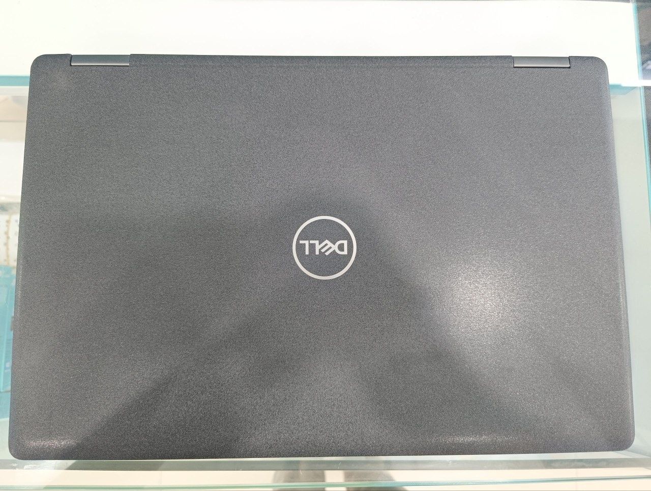Dell 15 ofisniy noutbuk core i7-8850H igrovoy protsessor bilan
