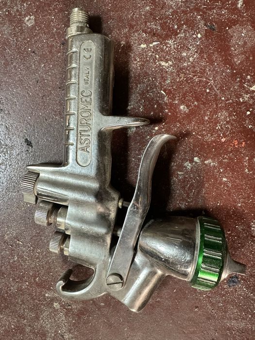 Pistol vopsit asturomec italia duza 19