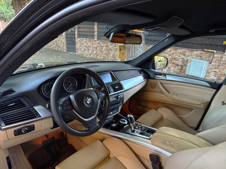 X5**3.0bi-turbo**interior sport**Facelift*
