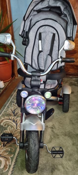 Vînd tricicleta 5 in 1