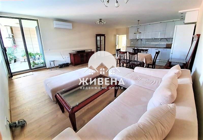 Продава се Тристаен апартамент в Варна, Операта - 150 кв.м за 3327 €/кв.м - Снимка #1
