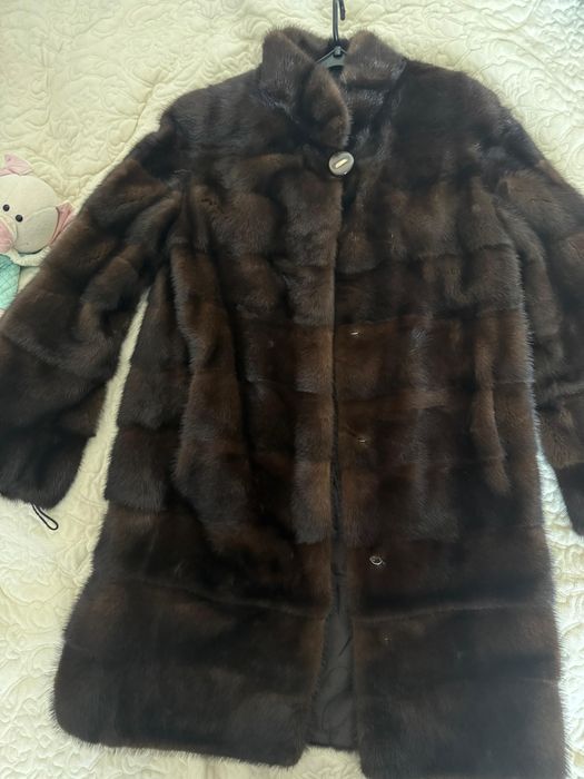 Продам норковую шубу