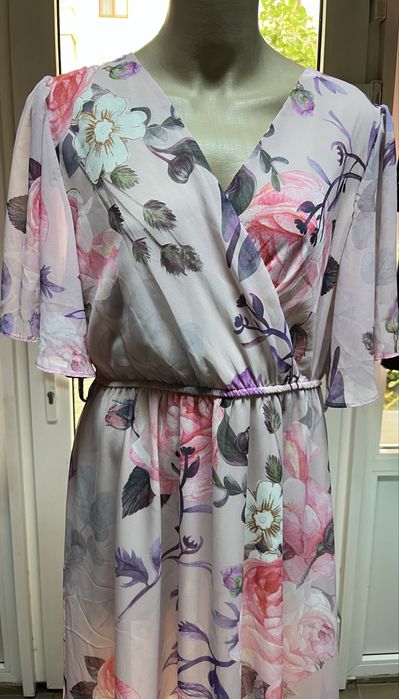 Rochie lejera vara matase ,model deosebit noua