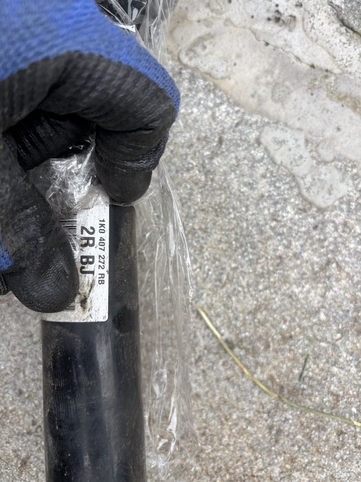 Полуоска за Volkswagen PASSAT B7