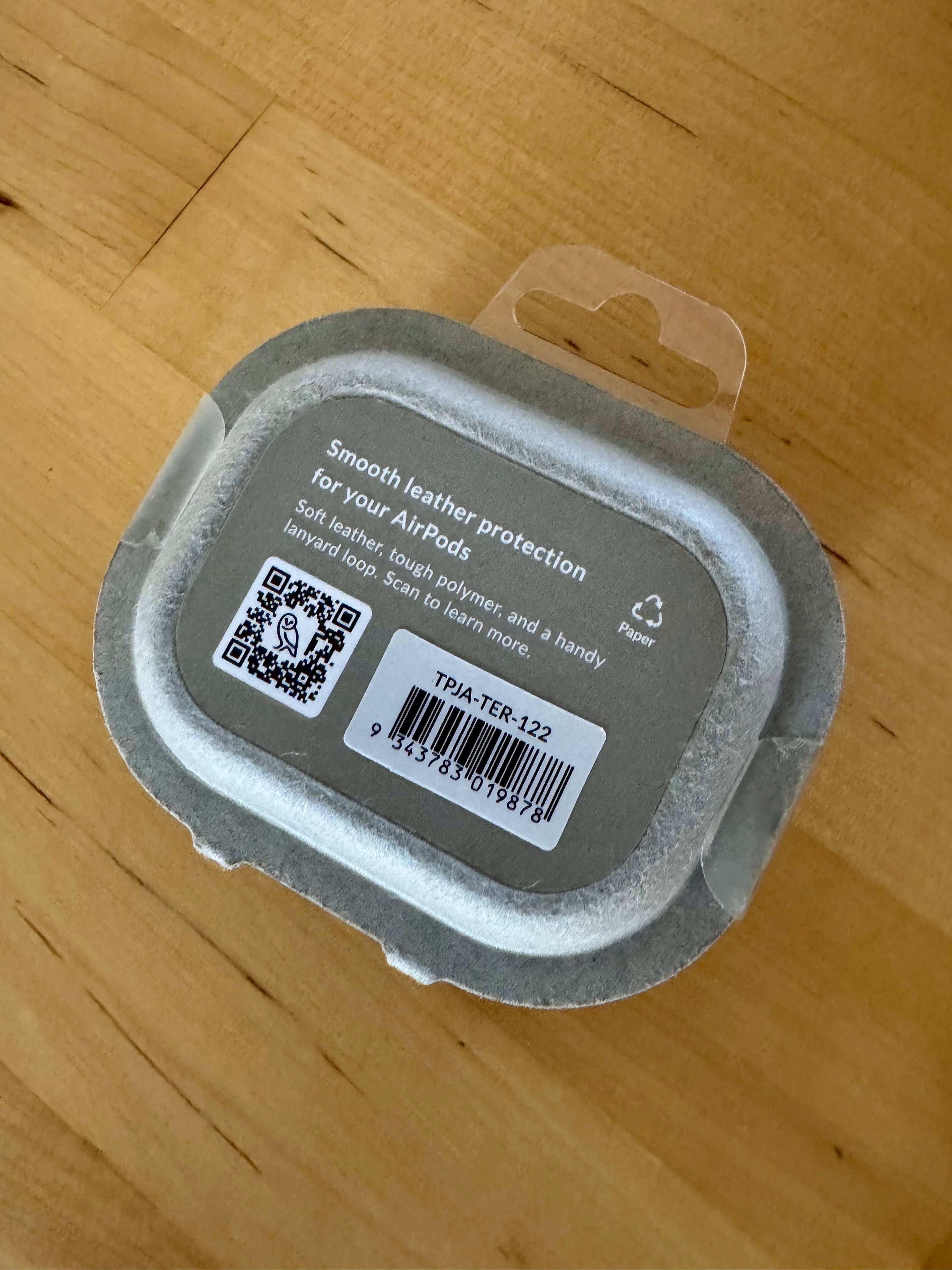 Apple AirPods 3 с MagSafe + нов защитен case