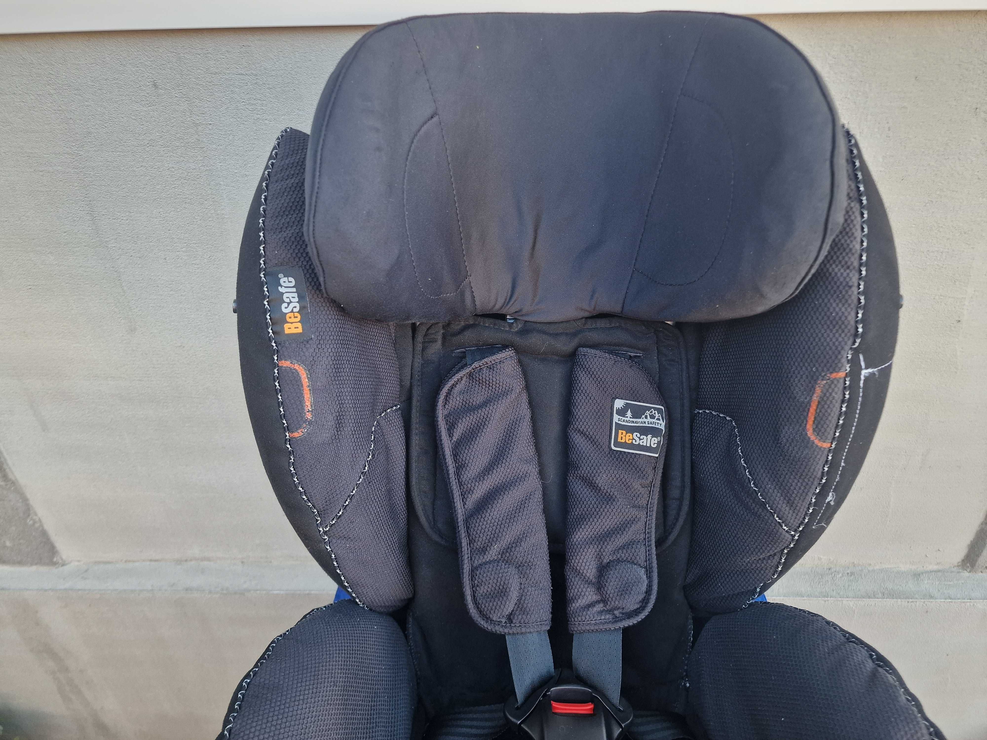 Scaun auto BeSafe iZi Combi X4 ISOfix, copii 6 luni - 4 ani***