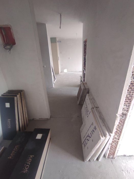 Продава се Тристаен апартамент в Бургас, Изгрев - 92 кв.м за 1679 €/кв.м - Снимка #5