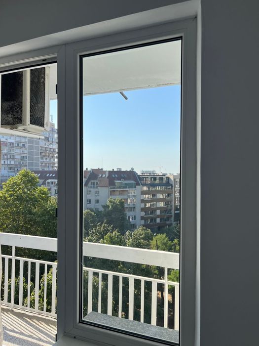 ПВЦ дограма в много добро състояние