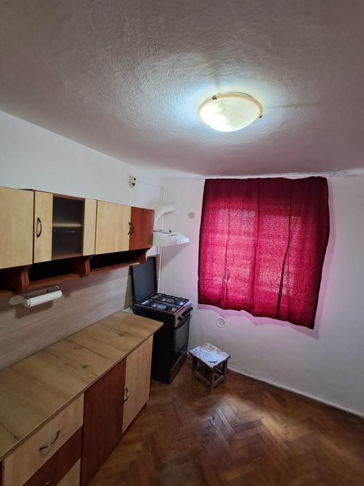 apartamente de vanzare pucioasa