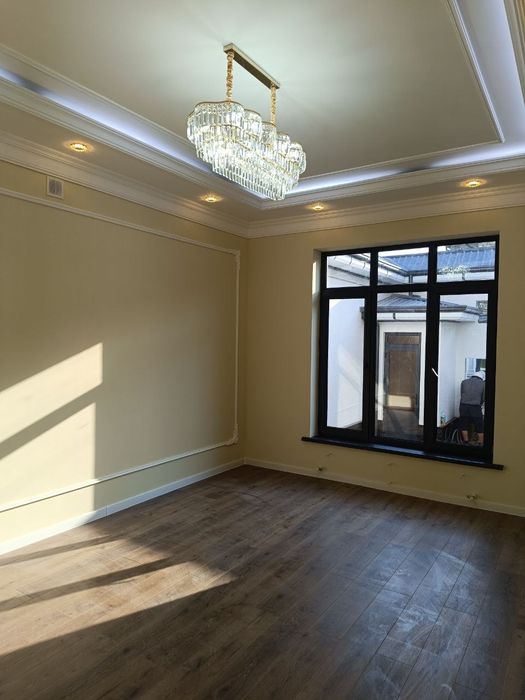 Ko‘rkam va fayzli hovli uy sotiladi