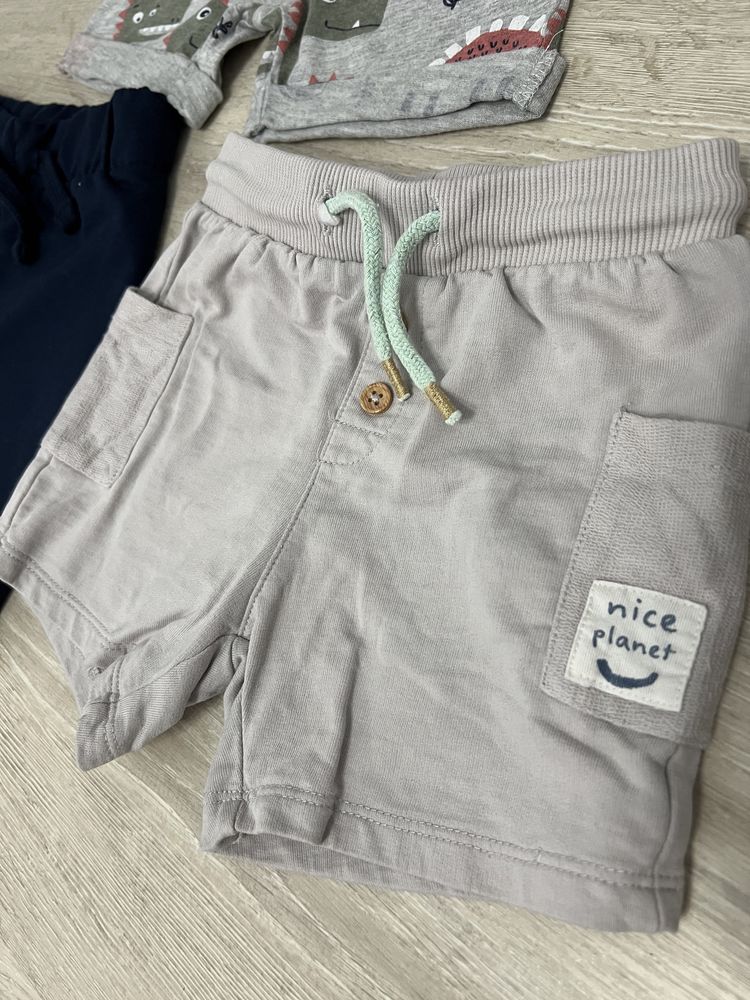 Lot pantaloni scurti 86