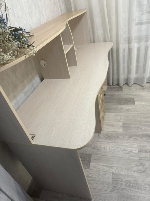 Компьютерный стол