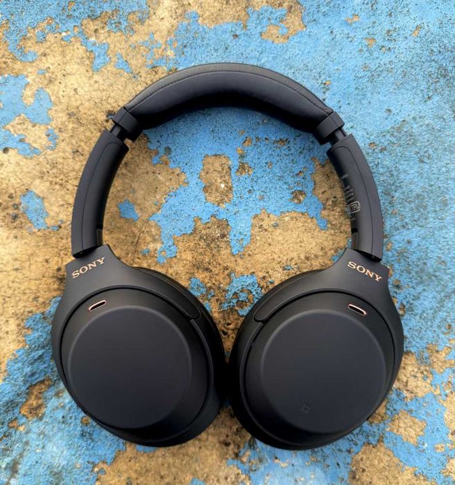 Наушники Sony WH-1000XM4