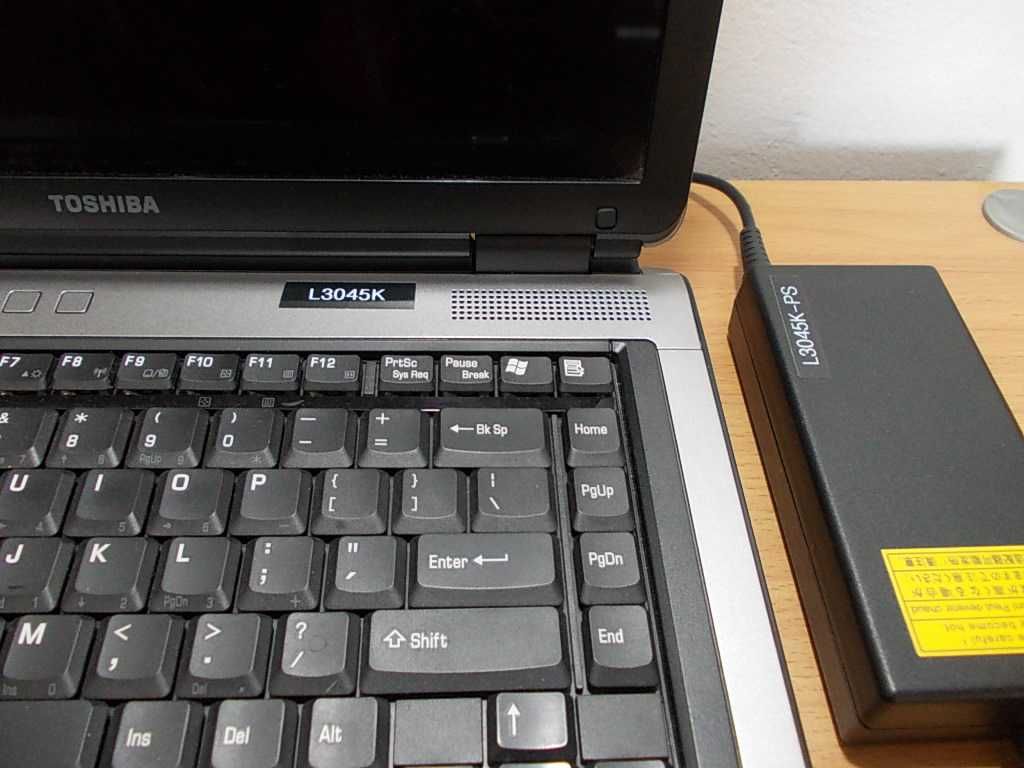 Laptop Toshiba Tecra A6 cu incarcator