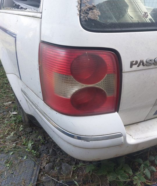 Lampa / Tripla stop stanga pe aripa Volkswagen VW Passat B5.5 (faceli