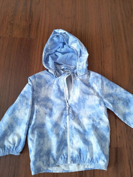 Geaca antivant H&M băieței mărime 98/104