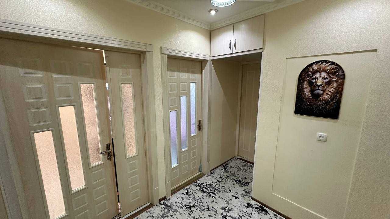 3х комнатная квартира на 2 этаже 70кв/м, в Самарканде