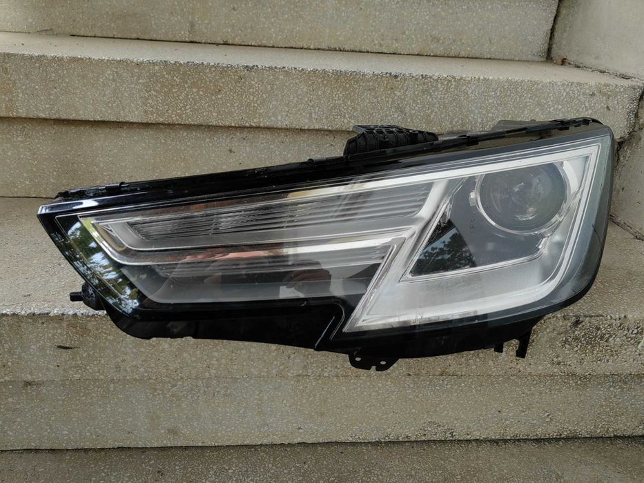 Фар Audi A4 B9 LED Bi-Xenon ляв / Фар Ауди А4 Б9 ксенон Оригинален