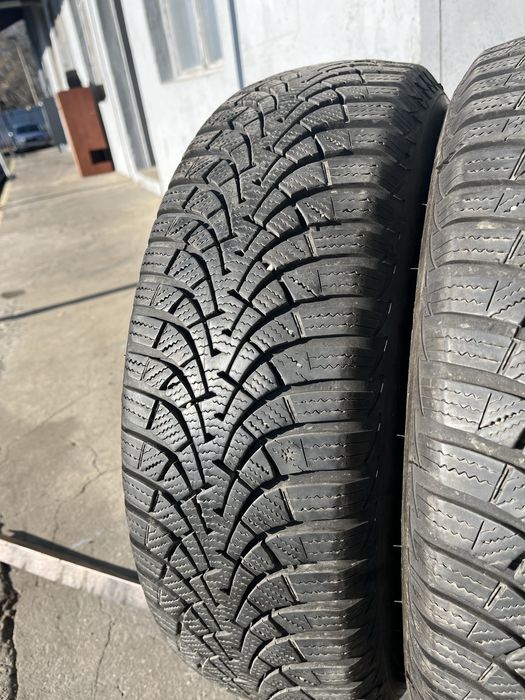 2 бр. зимни гуми 195/65/15 GoodYear 6+ mm DOT 2617