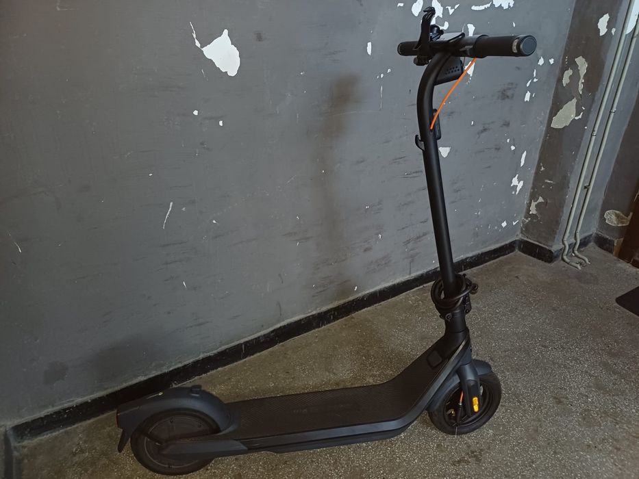 Trotineta electrica Ninebot E2 Pro