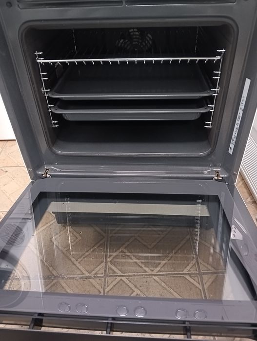 Свободно стояща печка с керамичен плот VOSS Electrolux 2годиниГаранция