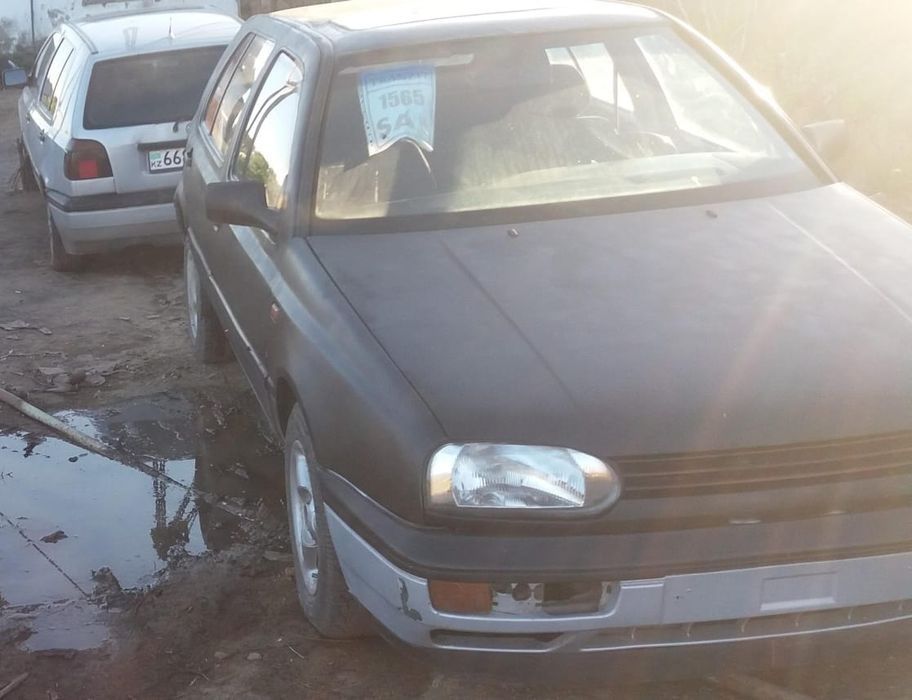 Продам Golf 3 по запчастям 1.6 ABU
