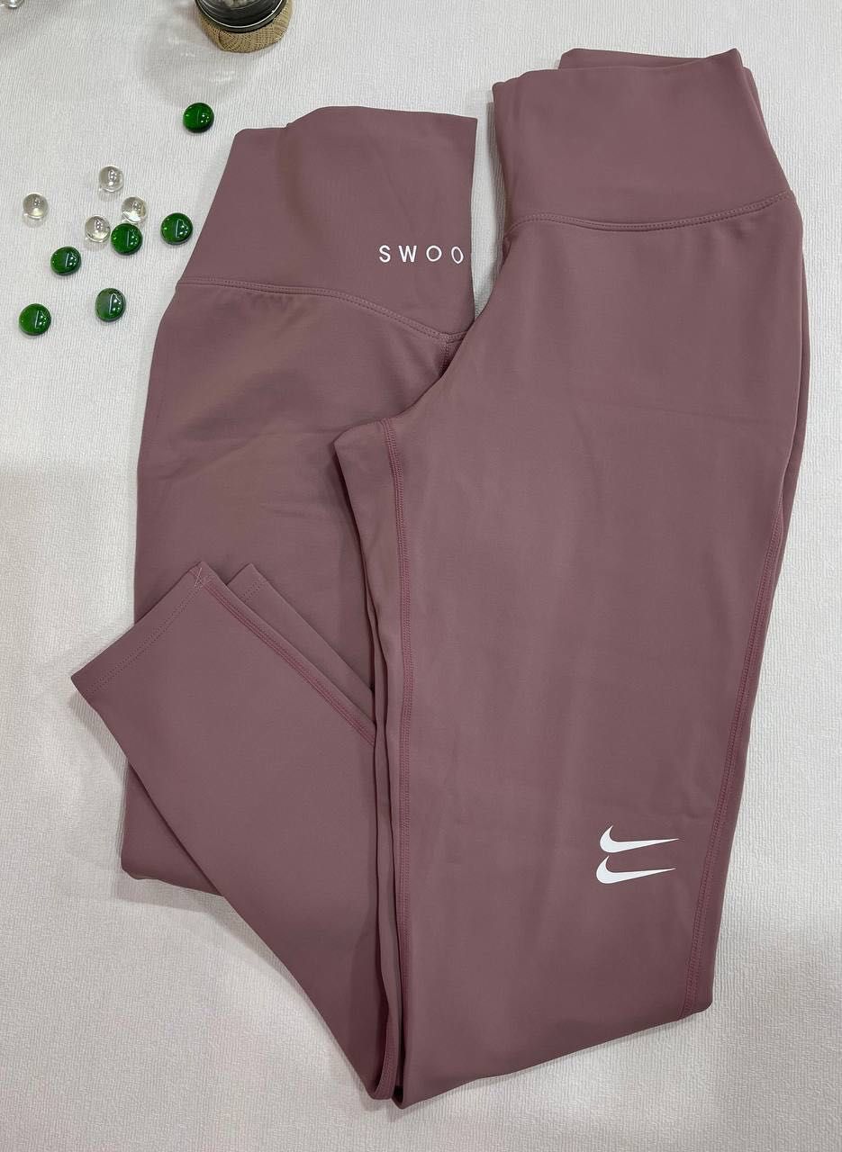 Спортивные лосины для спорта