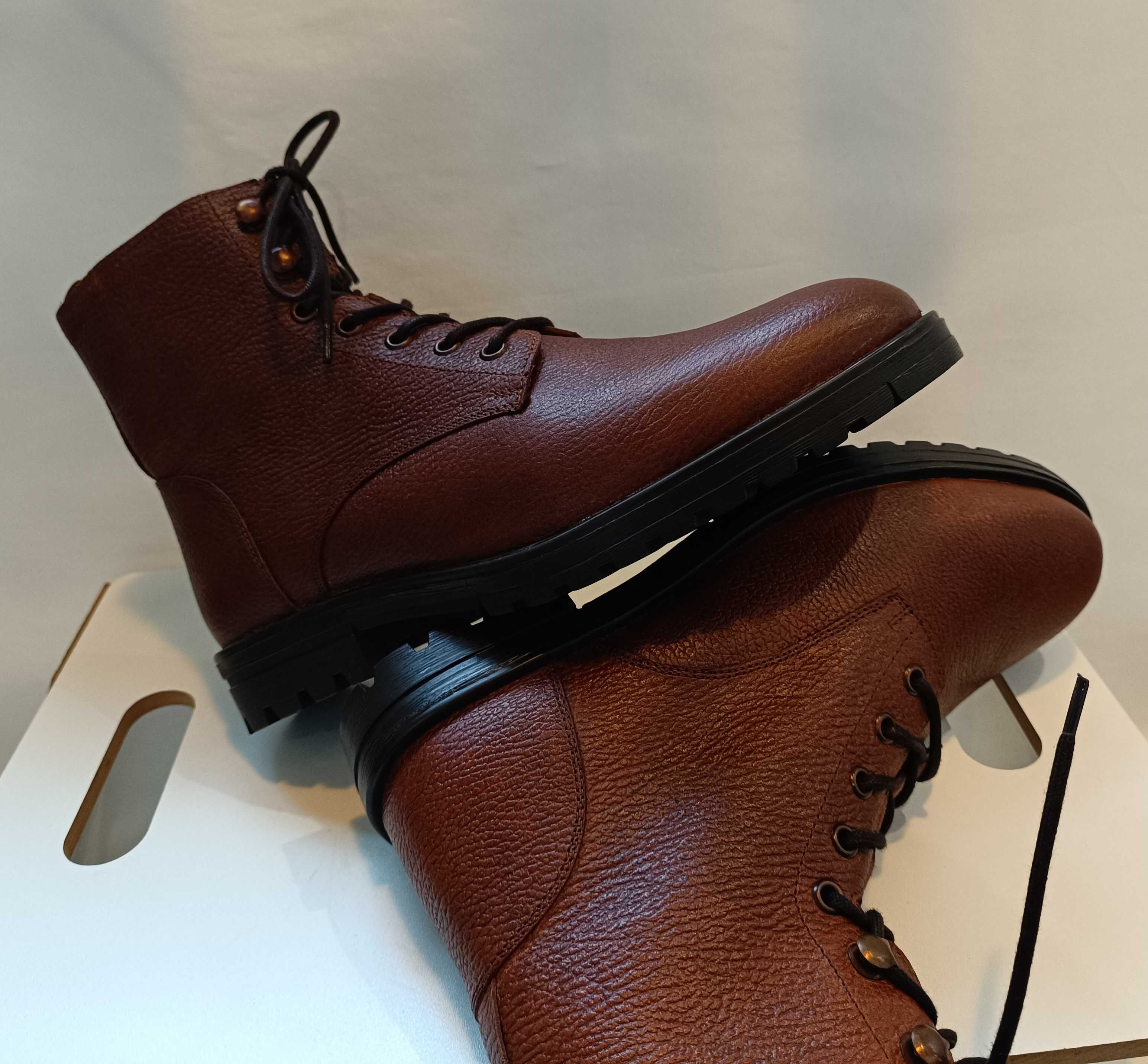 Ghete lace up 42 plain toe Migato NOI piele naturala granulata