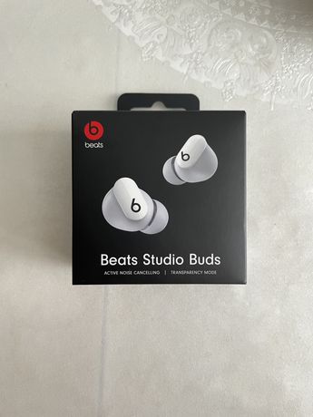 Продам наушники Beats Studio Buds