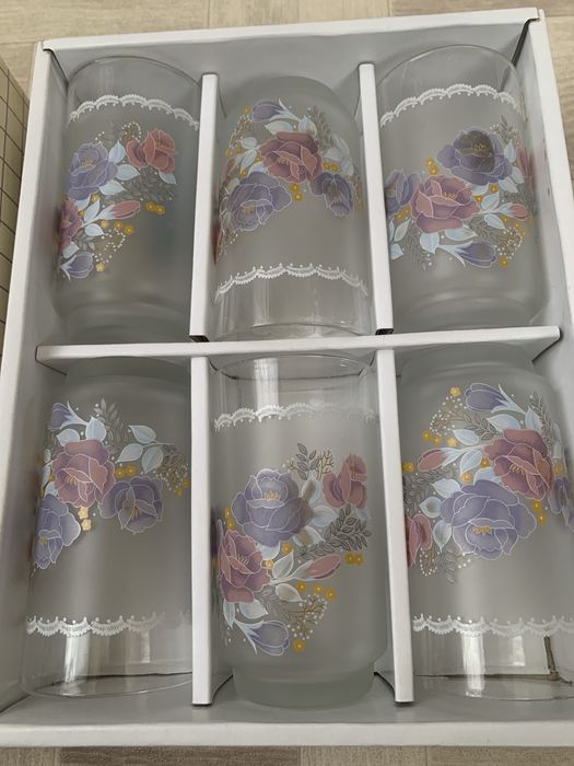 Стаканы новые в упаковке