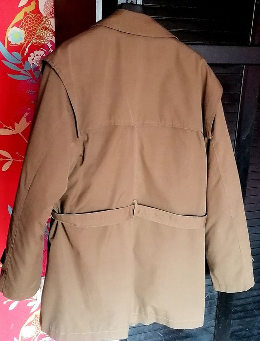 Scurta militară oraș cu blana detașabilă